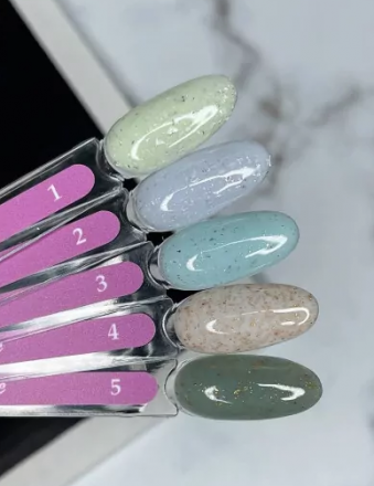 KLIO  Гель-лак с поталью  CAPRICE  9мл  №04   (СНЯТО)